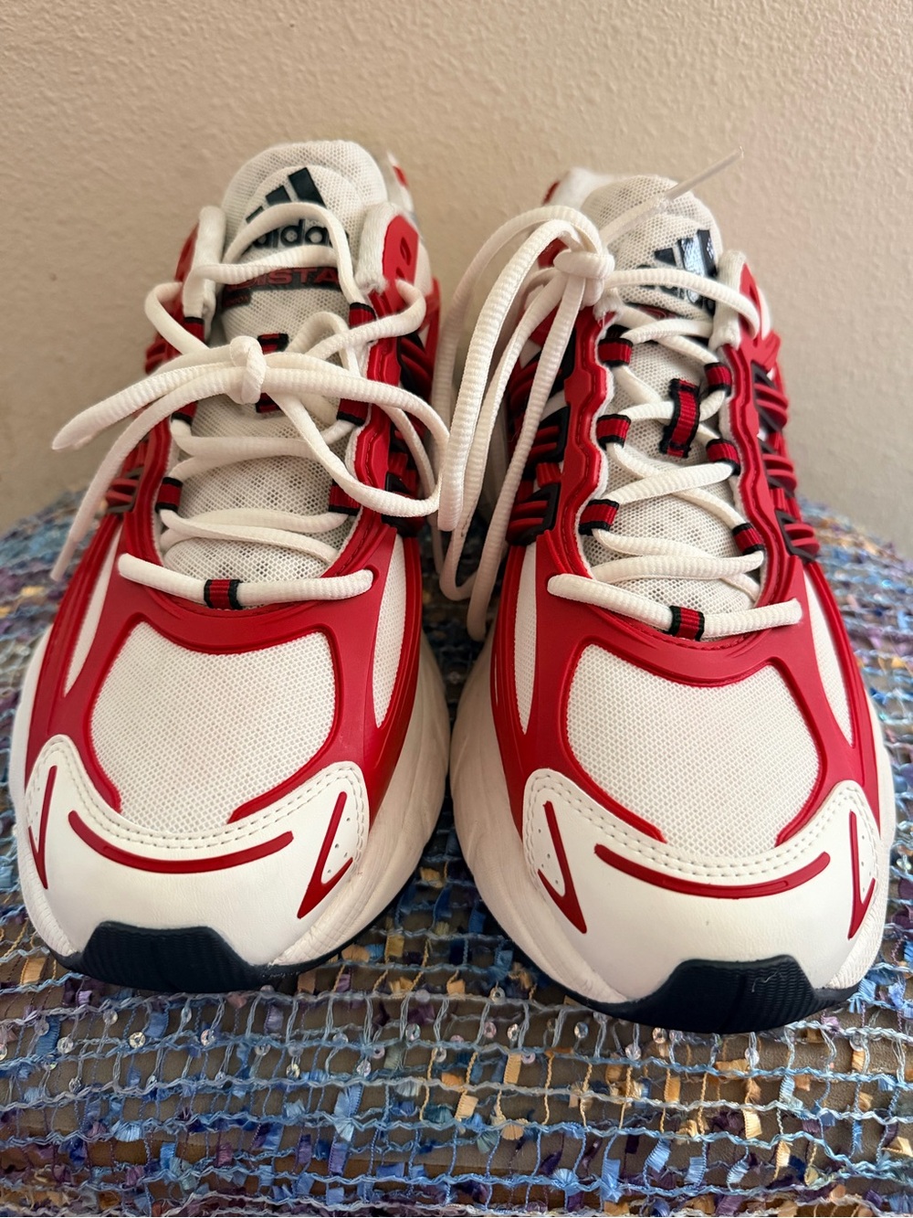 The adidas Adistar XLG 2.0 "Power Red"
